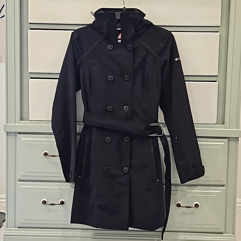 Columbia rain coat